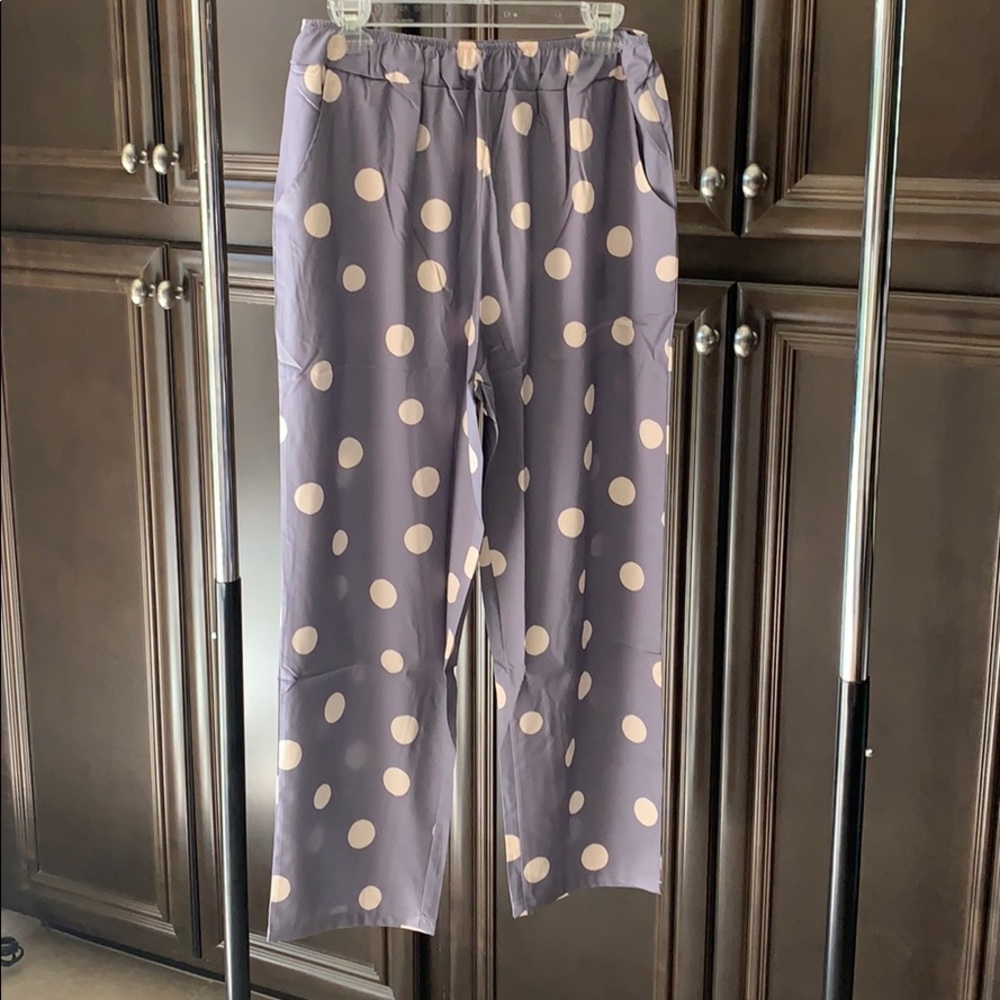 Brand new! Waist 17”, hips 24” & length 38”.